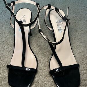 Black sandal heels